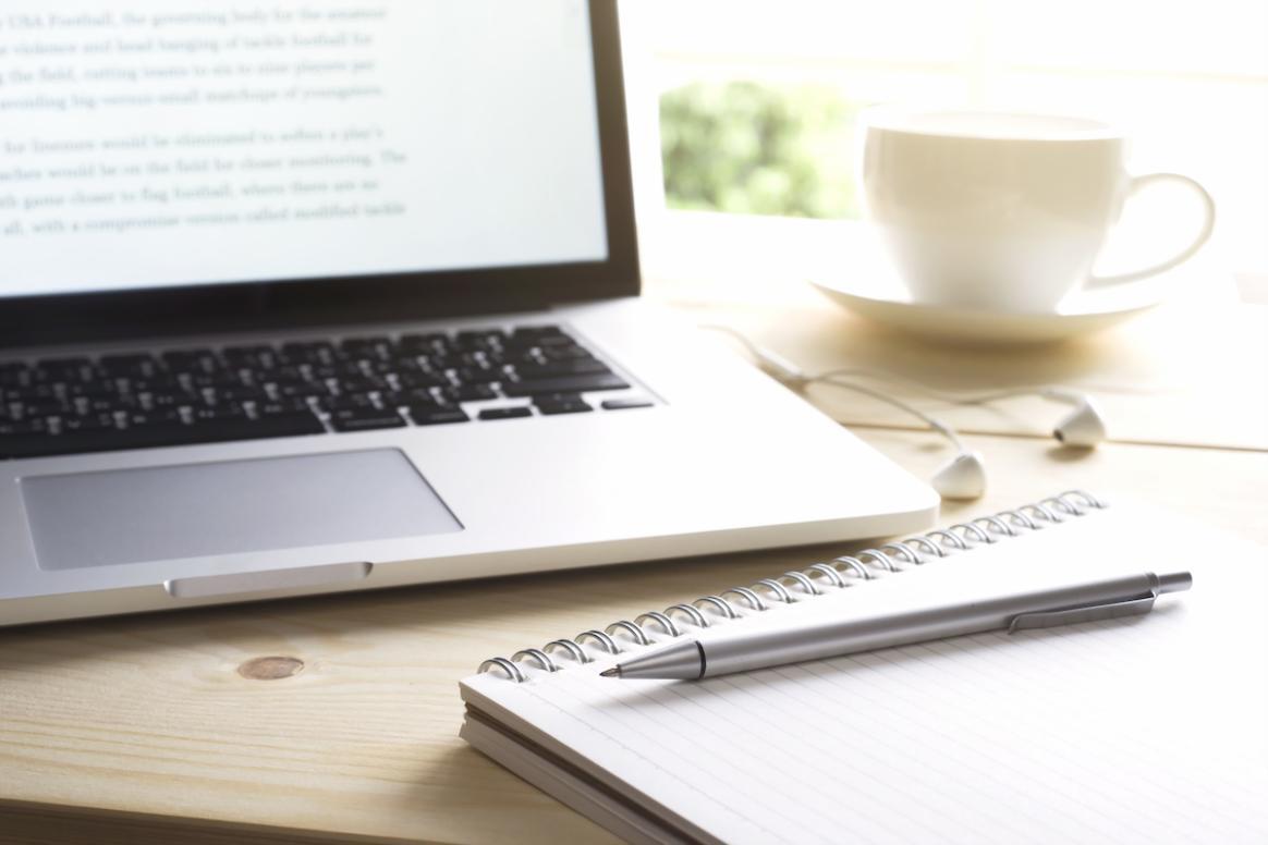 Strukturierte Online-Lernumgebung mit klarem Aufbau